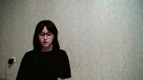 Snapshot of amomira chatting on 10-18-25, 02:29 Amomira online show from 10-18-25, 02:29