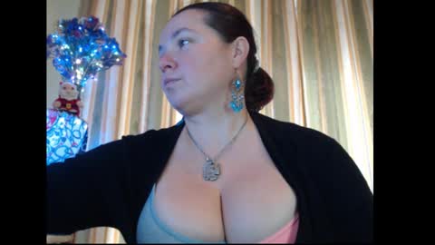 amorelara online show from 10-08-25, 07:28