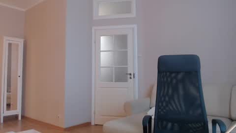 miss unforgettable online show from 02-24-25, 08:38