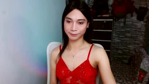 Snapshot of amorous_tina chatting on 05-18-26, 02:01 Tina online show from 05-18-26, 02:01