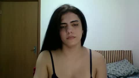 Snapshot of amputeeluna chatting on 02-19-25, 12:46 amputeeluna online show from 02-19-25, 12:46