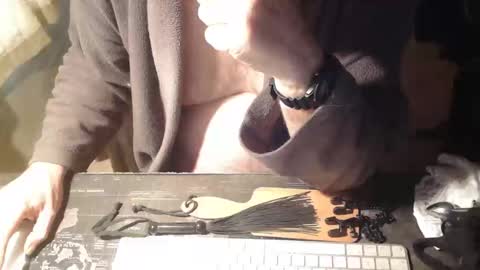 amslave4f online show from 10-29-25, 08:49