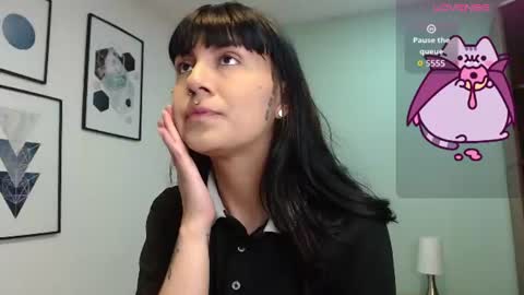 Snapshot of amy__adams1 chatting on 06-12-26, 04:44 Amy 3 online show from 06-12-26, 04:44