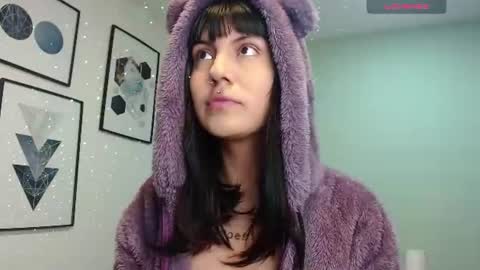Snapshot of amy__adams1 chatting on 06-30-26, 03:51 Amy 3 online show from 06-30-26, 03:51