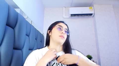 amy__wats0n online show from 03-19-26, 07:40