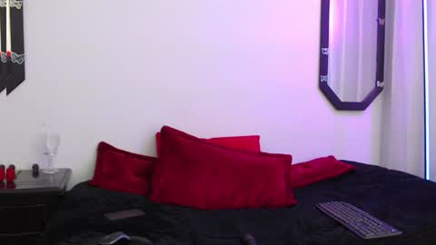 Snapshot of amy_aloqua chatting on 01-18-25, 02:55 Amy online show from 01-18-25, 02:55