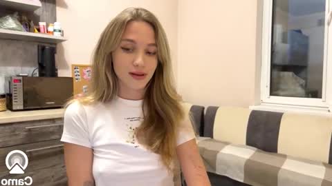 Snapshot of amy_chill chatting on 09-21-25, 04:41 Amy Chill online show from 09-21-25, 04:41