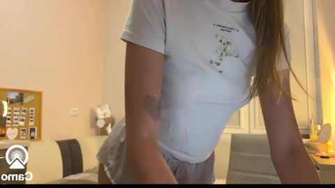 Amy Chill online show from 03-11-26, 05:52