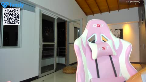 Snapshot of amy_coquette chatting on 01-10-25, 12:17  CARO GOMEZ online show from 01-10-25, 12:17