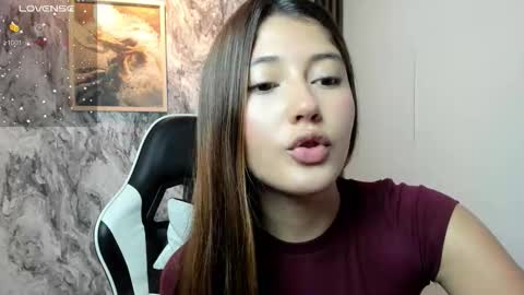 Snapshot of amy_innocent_ chatting on 09-17-25, 08:32 Amy online show from 09-17-25, 08:32