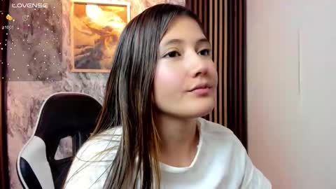 Snapshot of amy_innocent_ chatting on 10-12-25, 08:19 Amy online show from 10-12-25, 08:19