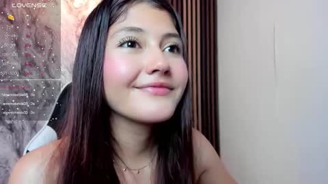 Snapshot of amy_innocent_ chatting on 01-06-26, 08:23 Amy online show from 01-06-26, 08:23