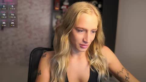 amy_johns_ online show from 01-14-26, 09:04