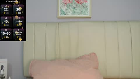 Snapshot of amy_le chatting on 06-12-26, 02:05 Amy online show from 06-12-26, 02:05