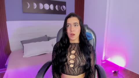 Snapshot of amy_leah_ chatting on 04-22-26, 06:42 amy_leah_ online show from 04-22-26, 06:42