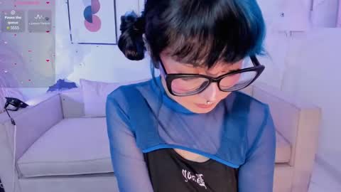 Hello I am Allison Welcome to my room and let is  have a good time together whith me online show from 11-04-25, 08:19