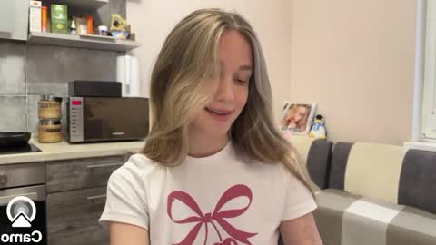 Snapshot of amy_meoww chatting on 01-14-25, 11:20 amy_meoww online show from 01-14-25, 11:20