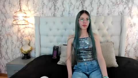 amy_michiru online show from 10-22-25, 06:51