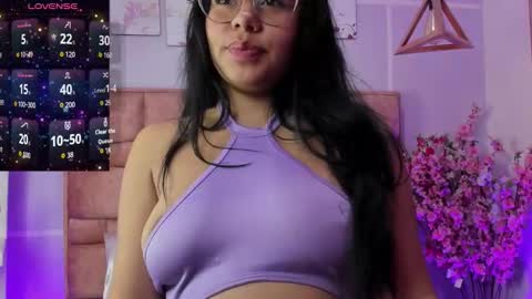 Snapshot of amy_noa chatting on 02-07-26, 01:09 Emy Noa online show from 02-07-26, 01:09