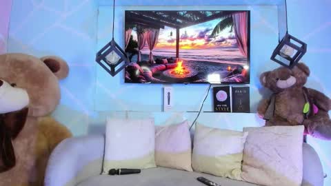 Snapshot of amy_noa chatting on 03-03-26, 12:39 Emy Noa online show from 03-03-26, 12:39