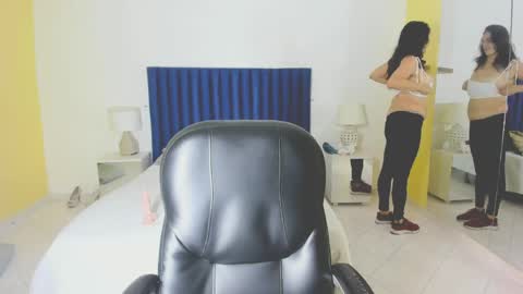 amy_walls7 online show from 04-30-26, 11:49
