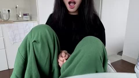 Snapshot of amyalwayshere chatting on 02-01-26, 02:48 girl next door named Amy online show from 02-01-26, 02:48