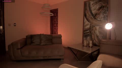 Snapshot of amyarmstrong chatting on 12-28-24, 12:36 Amy Armstrong online show from 12-28-24, 12:36