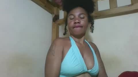 Amyatche online show from 05-19-26, 02:18