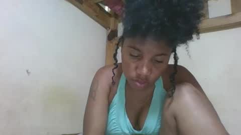Amyatche online show from 05-19-26, 02:23