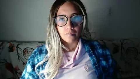 Snapshot of amycosplay99 chatting on 12-29-24, 05:31 amycosplay99 online show from 12-29-24, 05:31