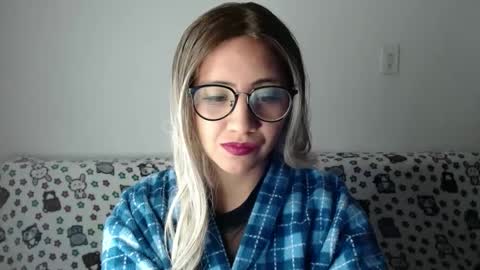 Snapshot of amycosplay99 chatting on 01-26-25, 11:39 amycosplay99 online show from 01-26-25, 11:39