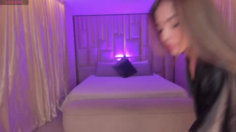 Snapshot of amydavis_ chatting on 01-30-25, 12:07 Amy online show from 01-30-25, 12:07