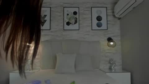 Snapshot of amydexter chatting on 05-19-26, 11:05 amydexter online show from 05-19-26, 11:05
