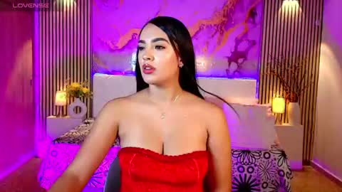 Snapshot of amyjohnsonn chatting on 07-17-26, 05:58 amyjohnsonn online show from 07-17-26, 05:58