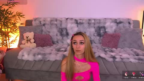 Snapshot of amykentt chatting on 05-24-26, 04:34 amykentt online show from 05-24-26, 04:34