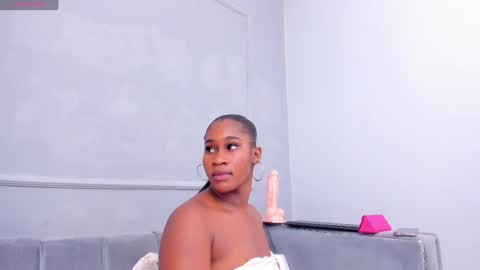 Snapshot of amykord chatting on 02-04-25, 11:27 Amykord online show from 02-04-25, 11:27