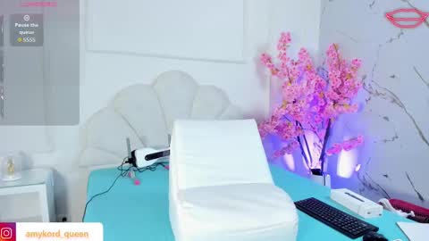 Snapshot of amykord chatting on 09-28-25, 11:37 Amykord online show from 09-28-25, 11:37