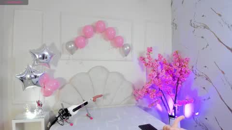 Snapshot of amykord chatting on 10-12-25, 12:04 Amykord online show from 10-12-25, 12:04