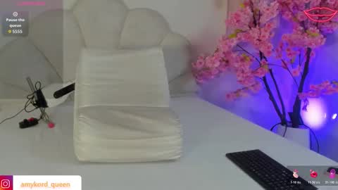 Snapshot of amykord chatting on 10-30-25, 11:33 Amykord online show from 10-30-25, 11:33