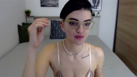 Snapshot of amylexy chatting on 12-08-24, 08:09 Hi there guys My pleasure in your hands pvt is open online show from 12-08-24, 08:09