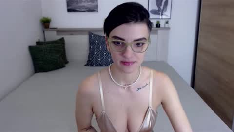 Snapshot of amylexy chatting on 12-16-24, 07:37 Hi there guys My pleasure in your hands pvt is open online show from 12-16-24, 07:37