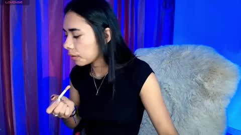 Amy ... Nice to meet u   thumb up me please its important online show from 09-10-25, 02:22