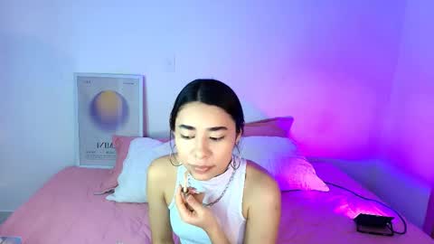 Amy ... Nice to meet u   thumb up me please its important online show from 04-17-26, 12:02