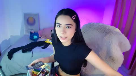 Snapshot of amyolimpo chatting on 05-19-26, 01:56 Amy ... Nice to meet u thumb up me please its important online show from 05-19-26, 01:56
