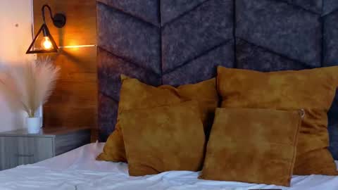  AMMY  online show from 02-11-25, 03:51