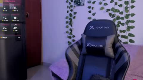 Amy online show from 03-05-25, 08:21