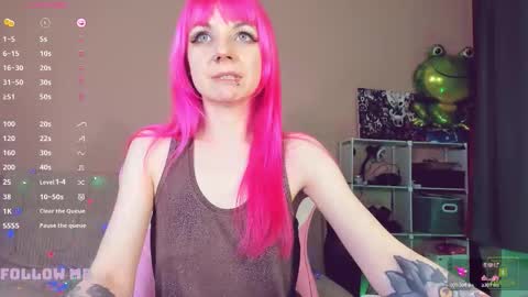 Snapshot of amyrose69 chatting on 12-19-25, 05:31 Amy Rose online show from 12-19-25, 05:31