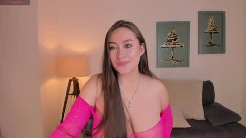 AMY R  online show from 05-11-26, 02:45