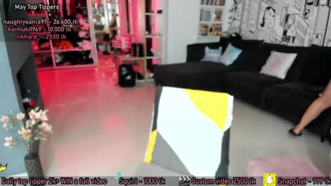 Snapshot of amysuperheroes chatting on 06-03-26, 05:43 Next stream Dec 3 online show from 06-03-26, 05:43