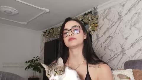 IG amyw0w   online show from 01-05-26, 06:11